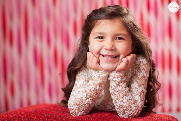 Child photographer Lyndsay Curtis photographs Valentine mini-sessions in-studio | www.lyndsaycurtis.com