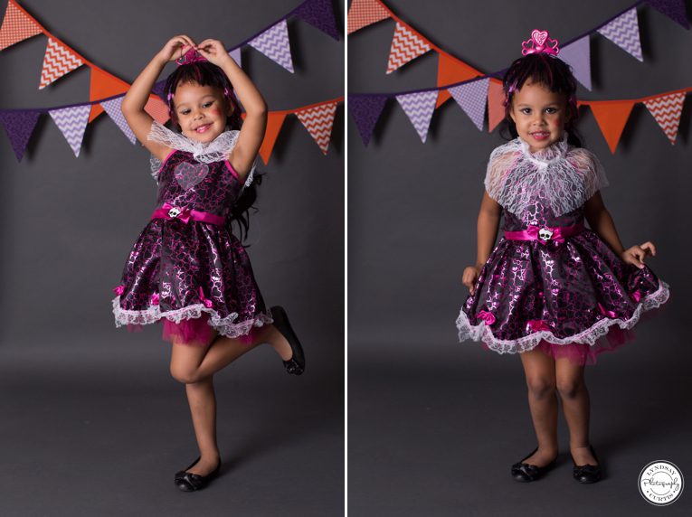 Child photographer Lyndsay Curtis photographs children during Halloween costume mini-sessions in-studio | www.lyndsaycurtis.com