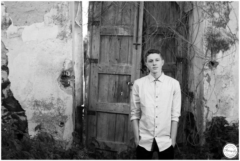 Portrait photographer Lyndsay Curtis photographs Sigonella Class of 2015 Senior Zane in Sicily, Italy | www.lyndsaycurtis.com