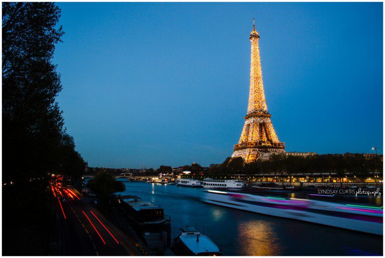 Travel photographer Lyndsay Curtis documents Paris, France at sunset. | www.lyndsaycurtis.com