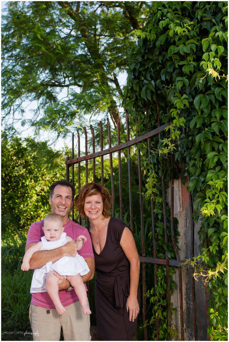 Portrait photographer Lyndsay Curtis photographs the Gaudette family with their antique Fiat 500 in Sigonella, Sicily. | www.lyndsaycurtis.com