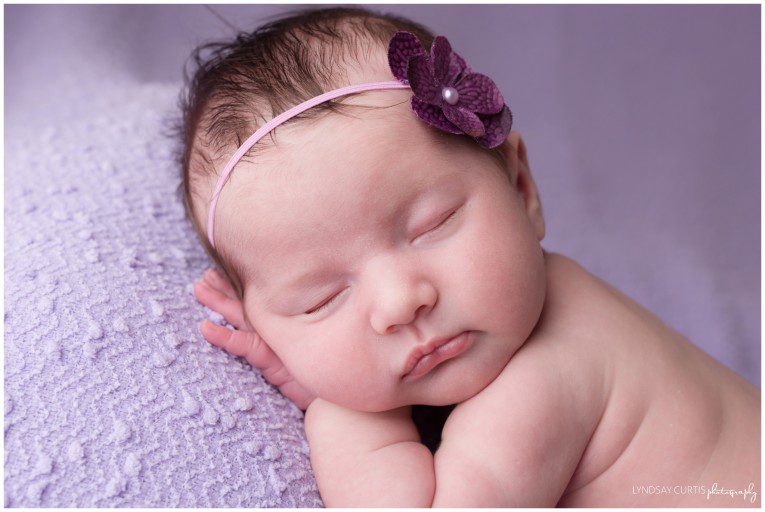 Newborn photographer Lyndsay Curtis photographs 2 week old Kaden Lynn in her home portrait studio. | www.lyndsaycurtis.com