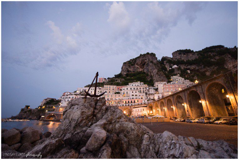 Travel photographer Lyndsay Curtis photographs a long weekend exploring Amalfi, Italy. | www.lyndsaycurtis.com