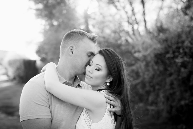 New Jersey Wedding Photographer - Laurita Winery Engagement Session - Lyndsay Curtis Photography