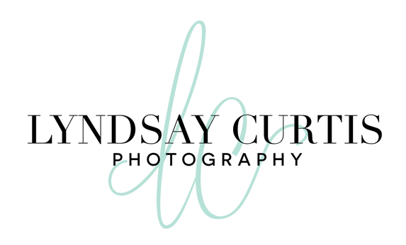 Lyndsay Curtis Photography logo